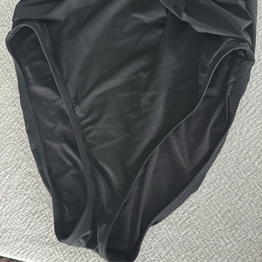 La Blanca Island Goddess Front Draped Tummy Control One Piece Swimsuit,SZ10,$125